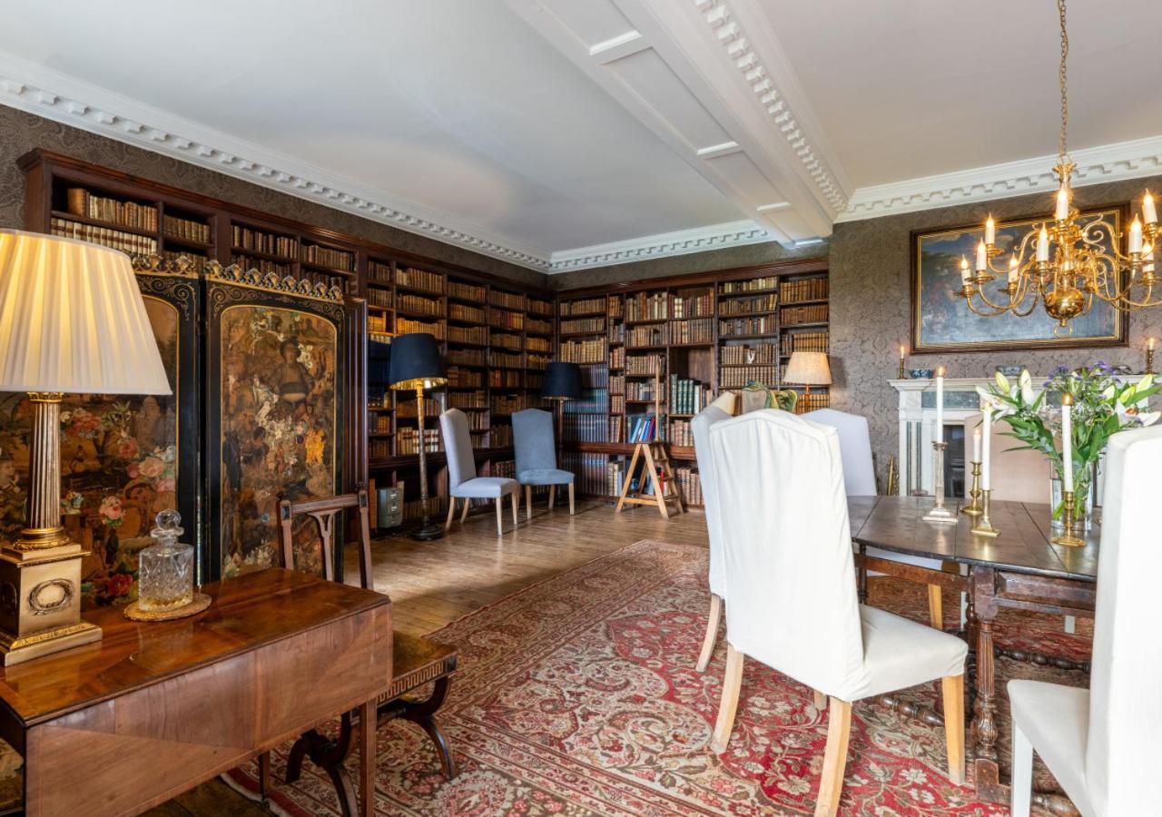 Вилла Wolterton Hall Itteringham Экстерьер фото