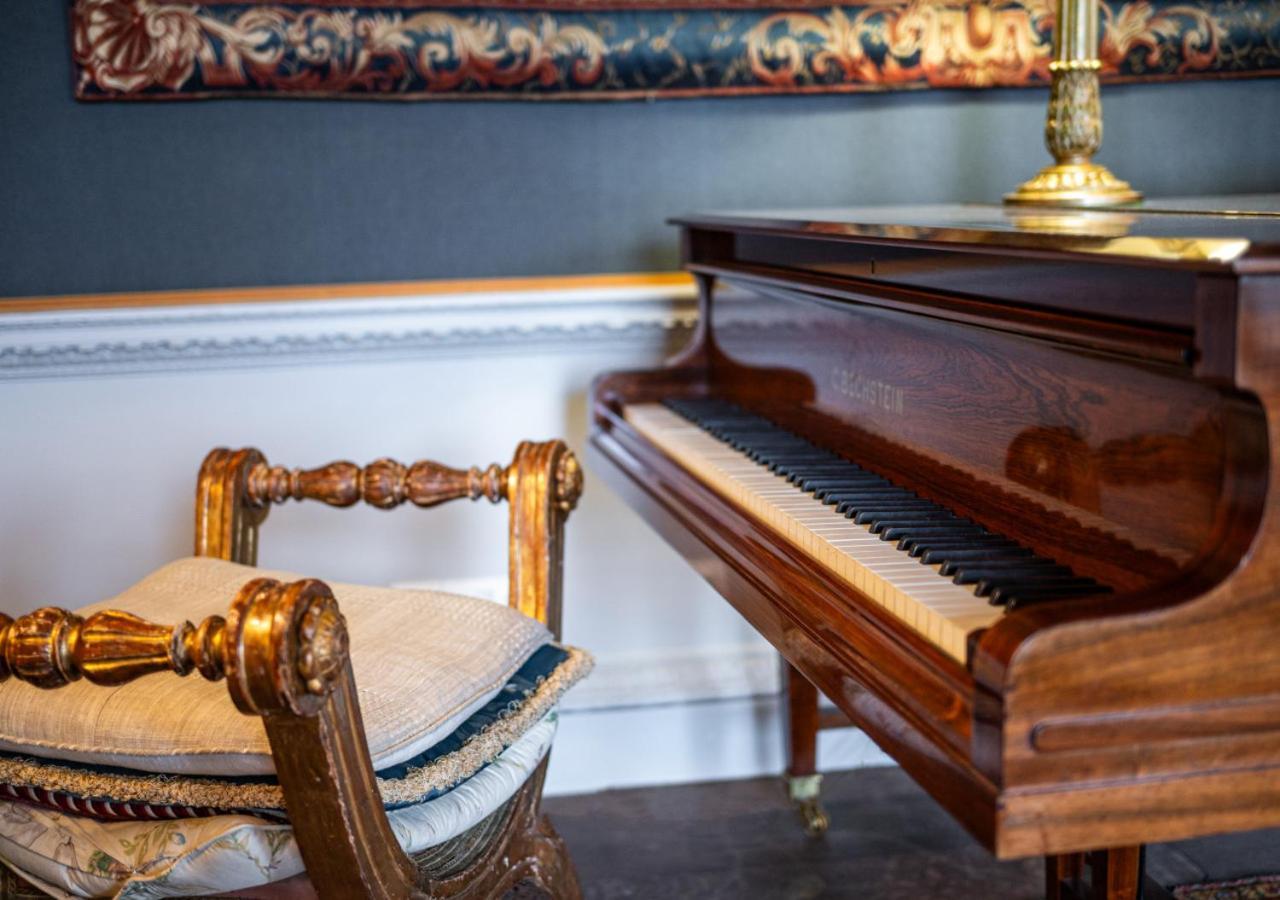 Вилла Wolterton Hall Itteringham Экстерьер фото