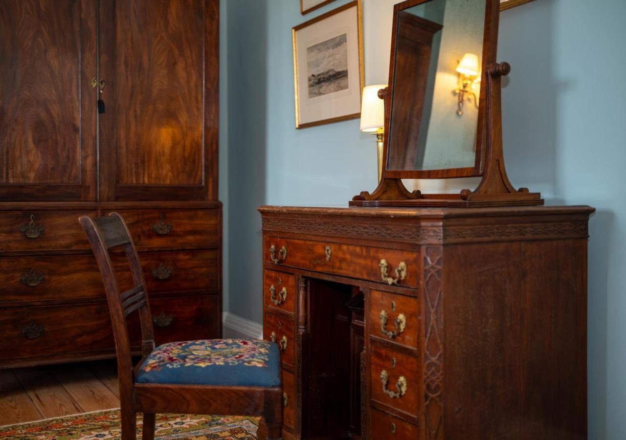Вилла Wolterton Hall Itteringham Экстерьер фото