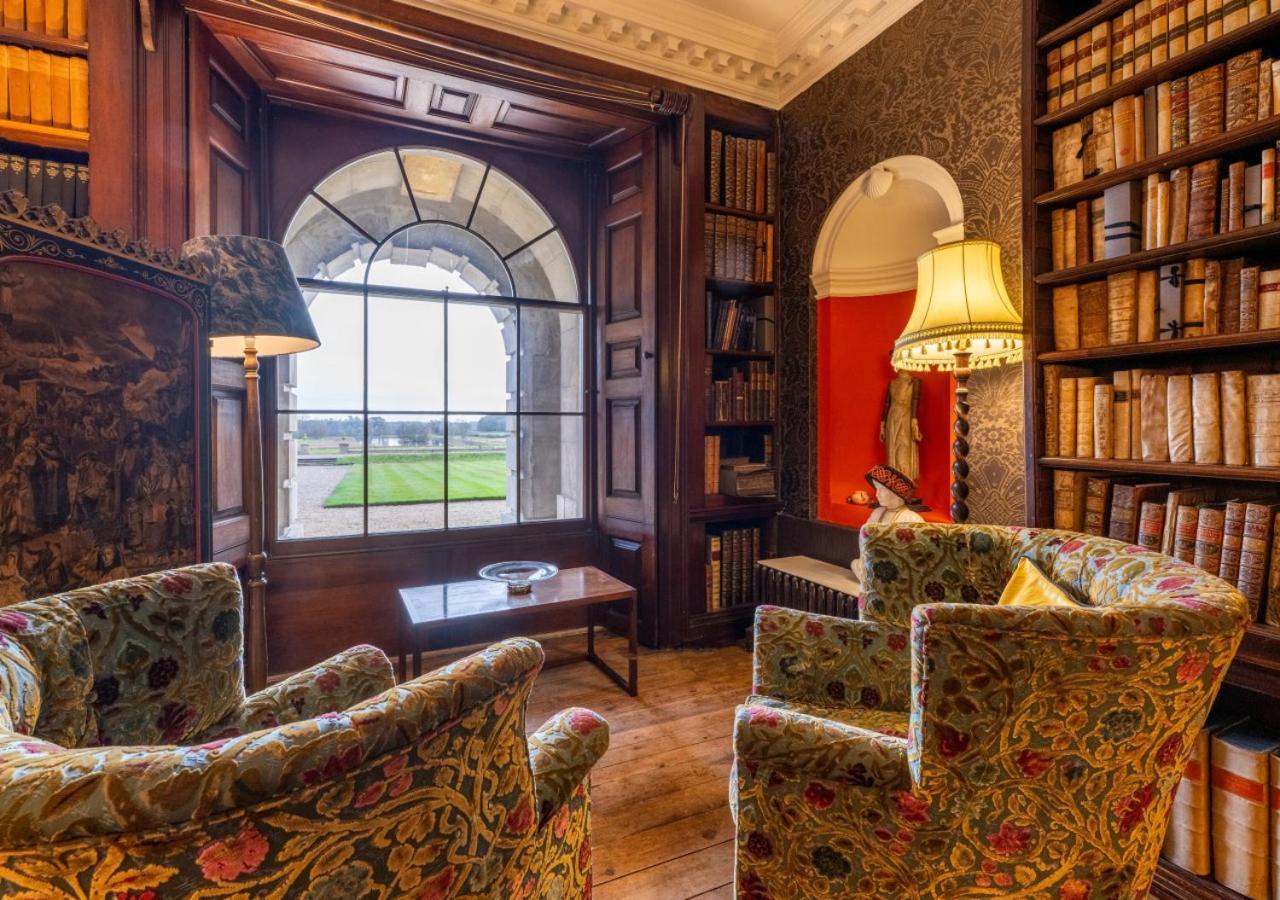 Вилла Wolterton Hall Itteringham Экстерьер фото